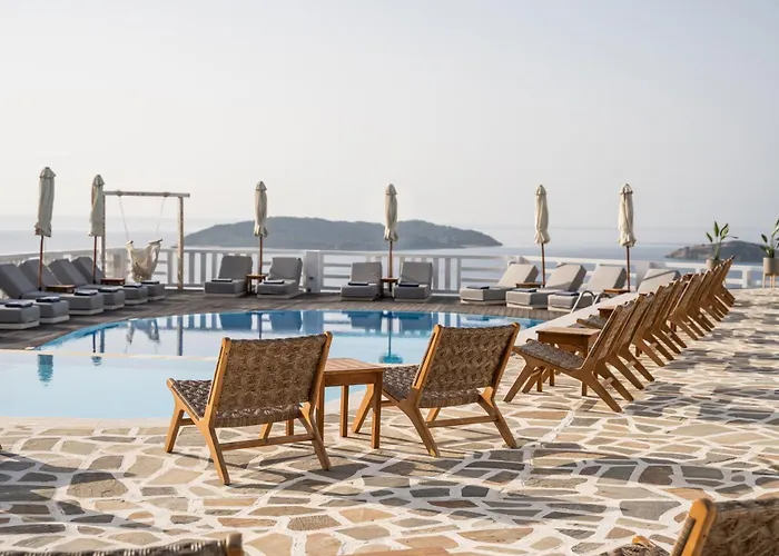 Oniro Skiathos Otel 4*