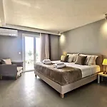 酒店 Oniro Skiathos 4*
