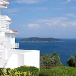 Oniro Skiathos 4*